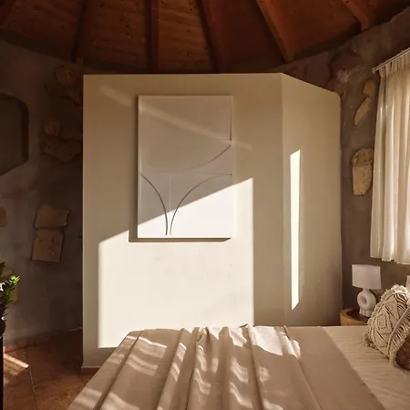 Ilision Aqua Tower - With Private Heart Pool Apartamento