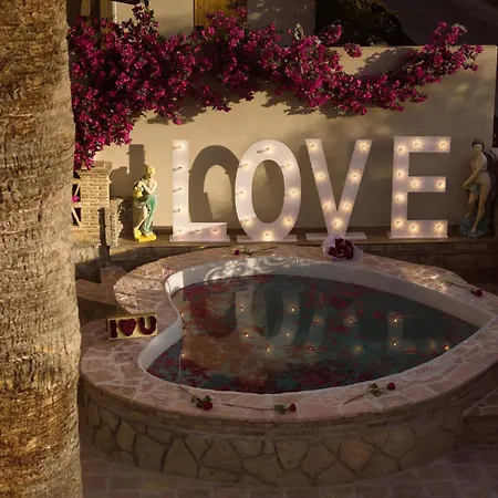 Apartamento Ilision Aqua Tower - With Private Heart Pool