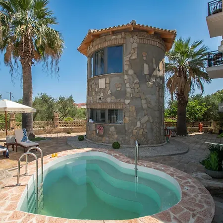 Ilision Aqua Tower - With Private Heart Pool *