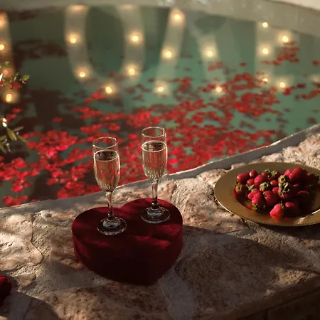 Ilision Stone Tower - Private Heart-shaped Pool * Argassi