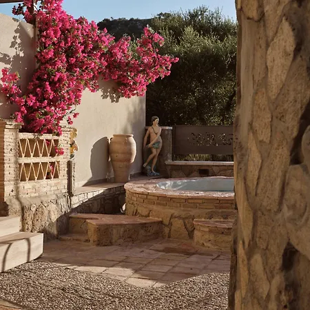 Apartmán Ilision Stone Tower - Private Heart-shaped Pool *