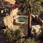 Ilision Stone Tower - Private Heart-shaped Pool *