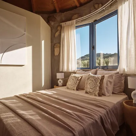 Ilision Aqua Tower - With Private Heart Pool Argassi